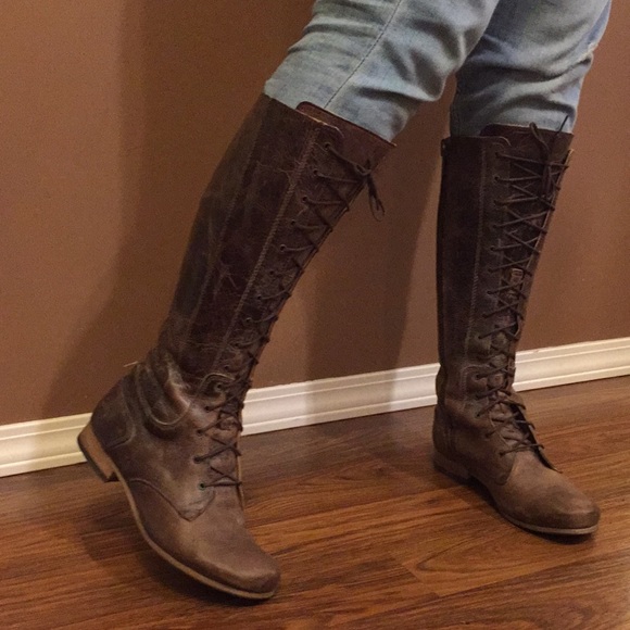 John Fluevog Shoes - John Fluevog Brown Women’s Radio KCRW